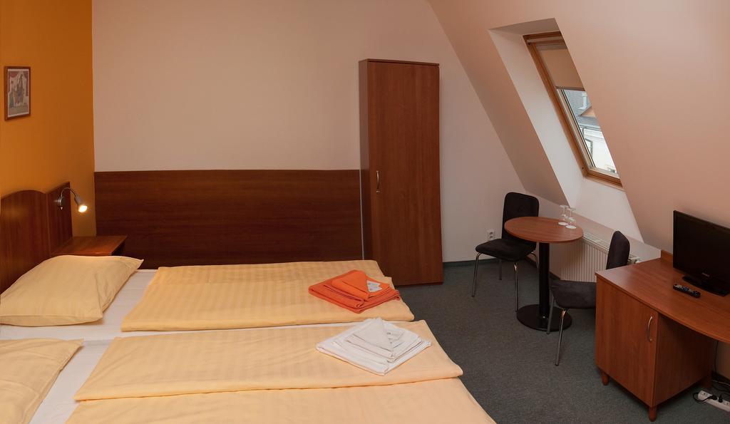 Hotel Antonietta Teplice Oda fotoğraf
