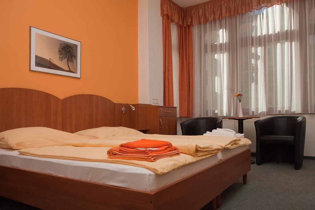 Hotel Antonietta Teplice Oda fotoğraf