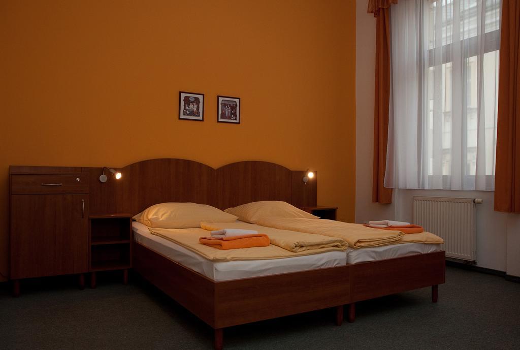 Hotel Antonietta Teplice Oda fotoğraf